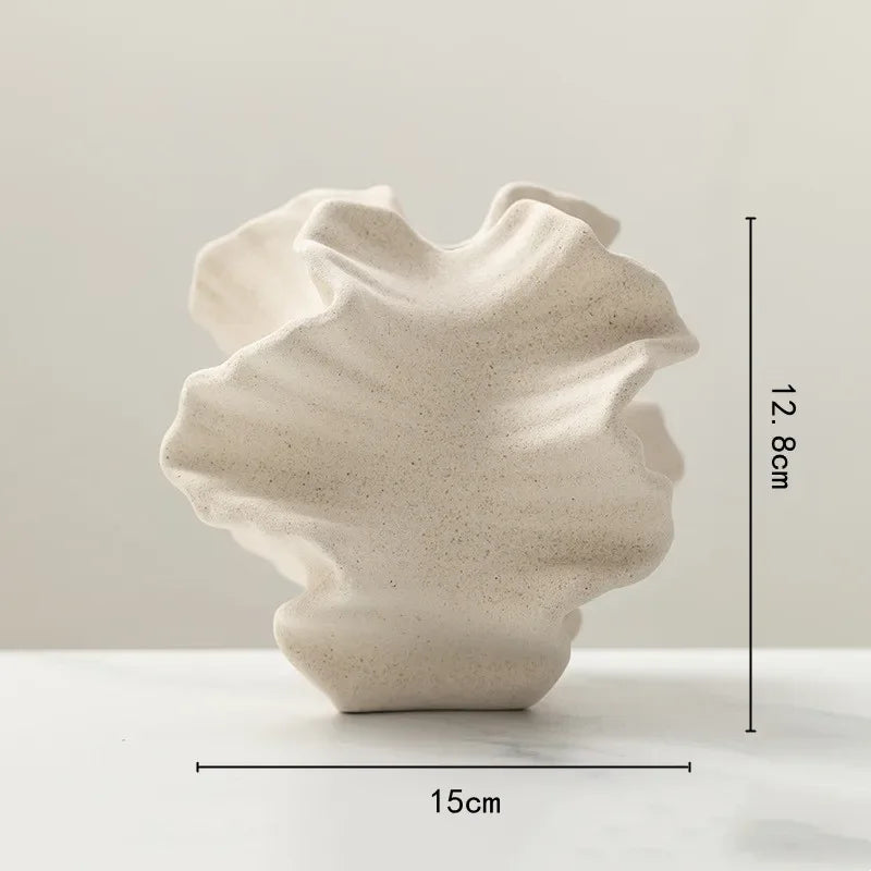 Ceramic Vase Geometric Wavy Petal Shape for Flower Arrangement