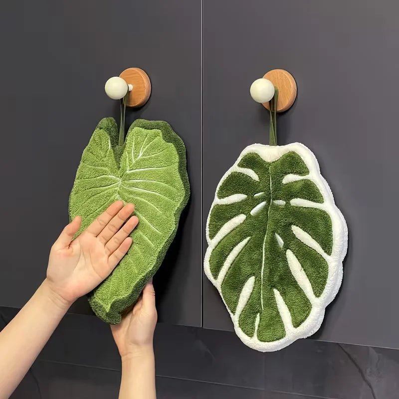 Leaf-Shaped Bathroom Towel Hangable, Absorbent Microfiber Towel for Bathroom, Dining, Kitchen